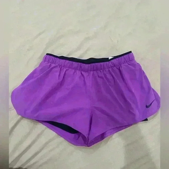Nike Pants - Athletic Shorts By Nike Apparel Size: L